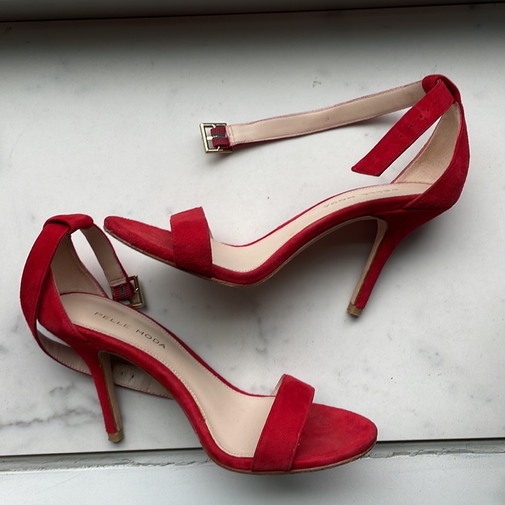 Pelle Moda Strappy Heel in Red
